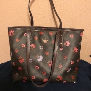 Coach Tote